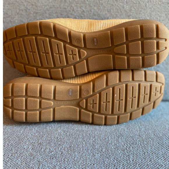Easy Spirit womans loafer size 9.5W tan Seavienta leather upper reptile textured - Picture 12 of 12